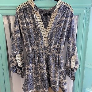 Romeo and Juliet Couture Paisley Romper Size Medium